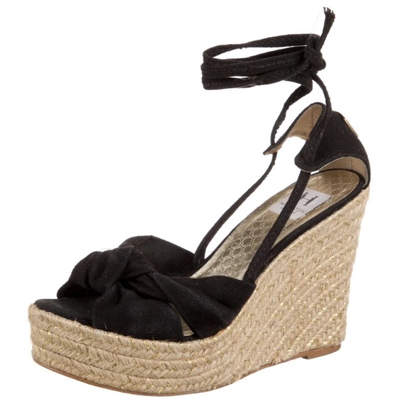 Halston - Picture 3 of 17